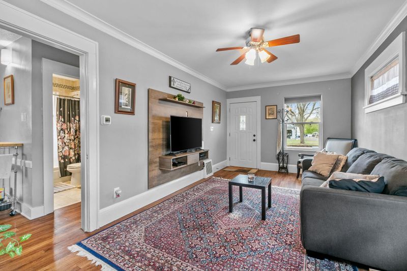 3 Winona St E, Saint Paul, MN 55107