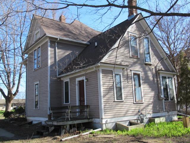 206 Second Ave E, Lamberton, MN 56152