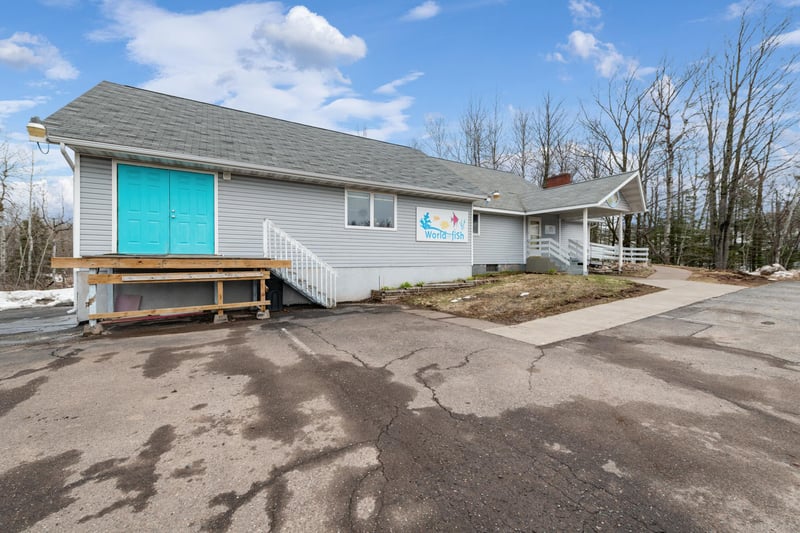 5211 Miller Trunk Hw, Hermantown, MN 55811