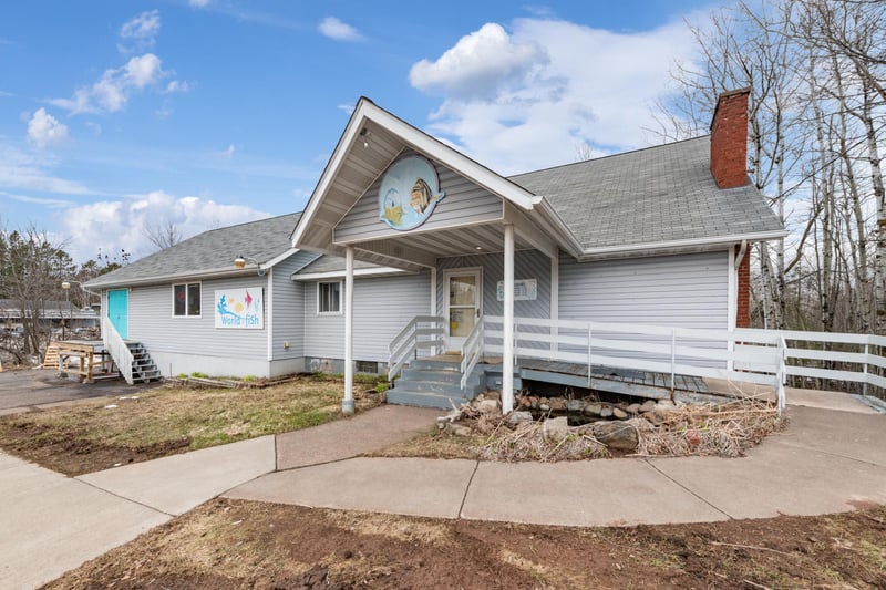 5211 Miller Trunk Hw, Hermantown, MN 55811