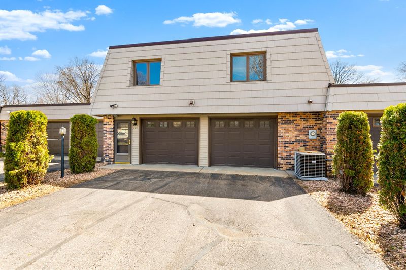 440 Kirkwall Ct, Waite Park, MN 56387
