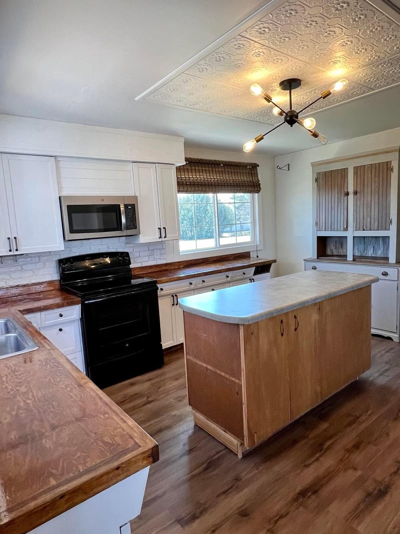 1101 Nordine St S, Karlstad, MN 56732