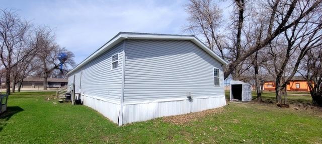 328 Main St, Clinton, MN 56225