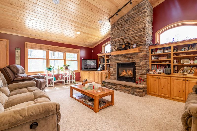 16783 Red Fern Trl, Brainerd, MN 56401