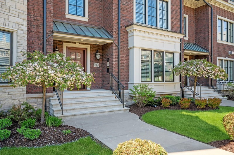 5200 France Ave S #36, Edina, MN 55410