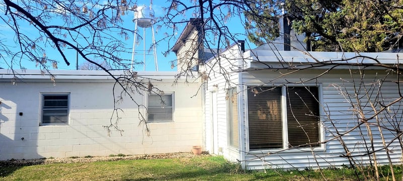 136 W Mn Ave, Newfolden, MN 56738