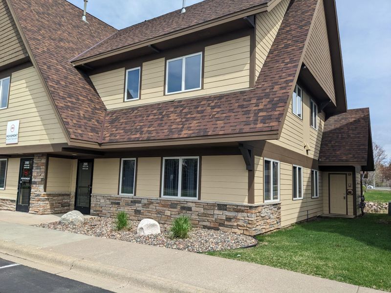 2085 County Road D E #C, Maplewood, MN 55109