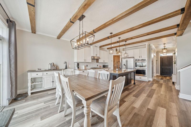 4645 Copper Ridge Dr, Woodbury, MN 55129