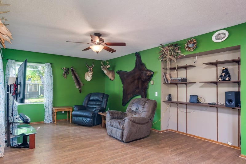 116 1st Ave, Minnesota Lake, MN 56068