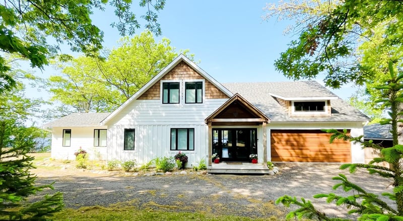 33551 Cobalt Cir NW, Cambridge, MN 55008