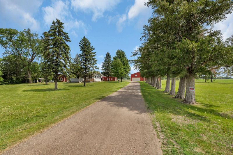 11278 Tagus Ave, Hutchinson, MN 55350