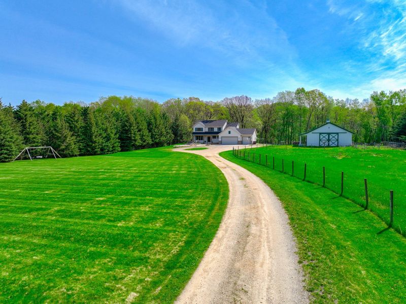 4487 Trading Post Trl S, Afton, MN 55001
