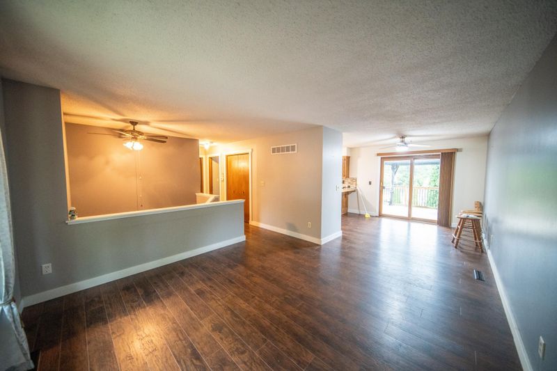 947 21st St SE, Rochester, MN 55904