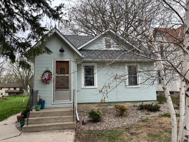 309 3rd St, Danube, MN 56230