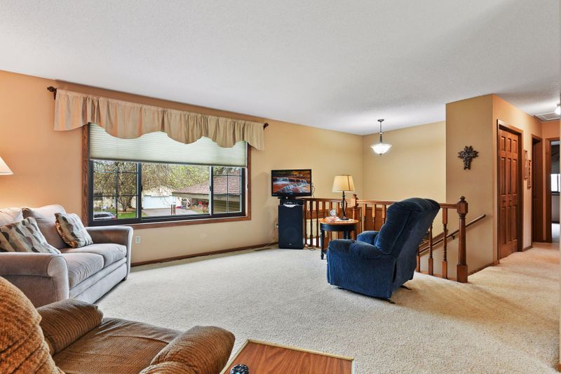 1394 81st St, Victoria, MN 55386