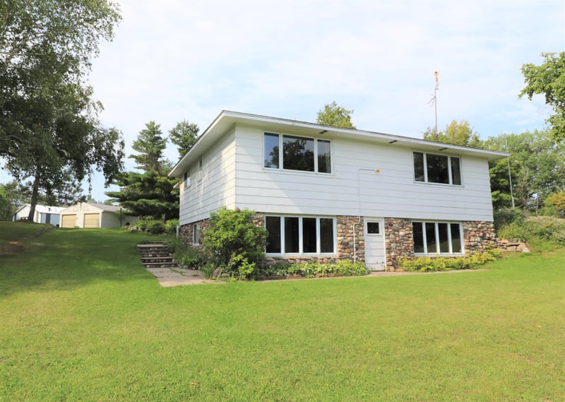 12474 Fisher St SE, Mentor, MN 56736