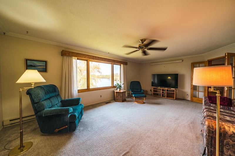 12474 Fisher St SE, Mentor, MN 56736