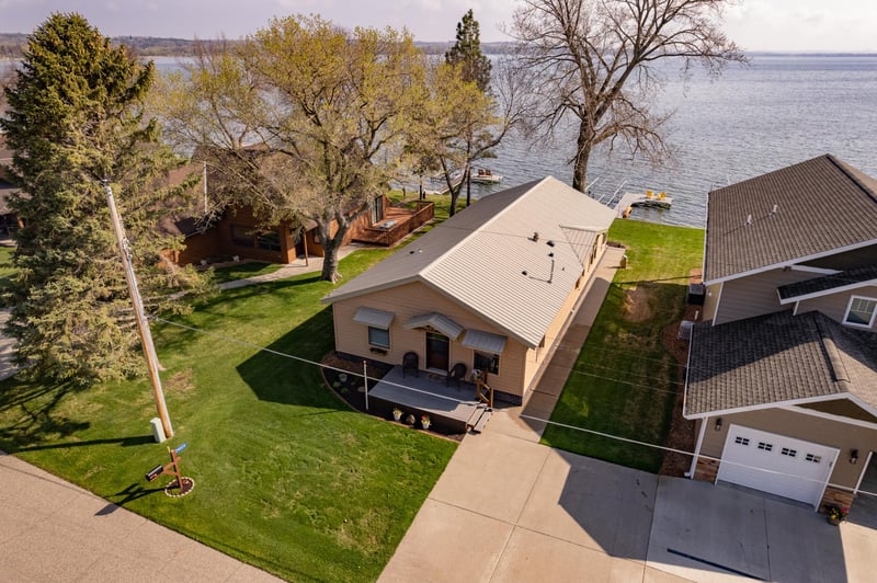 28820 South Shore Dr, Starbuck, MN 56381