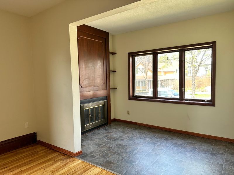 368 Magnolia Ave E, Saint Paul, MN 55130