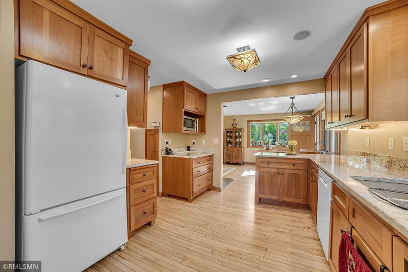54200 River Rd, Rush City, MN 55069