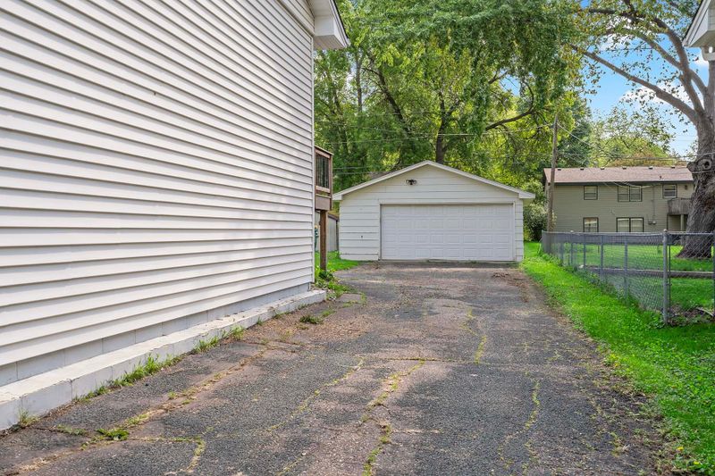 3312 Adair Ave N, Crystal, MN 55422