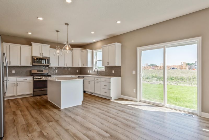 1612 Upper 143rd St E, Rosemount, MN 55068