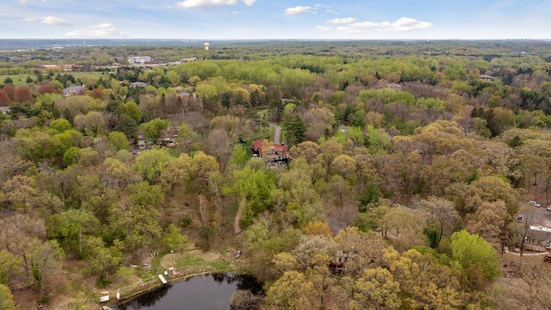 39 Windy Hill Rd, Sunfish Lake, MN 55077