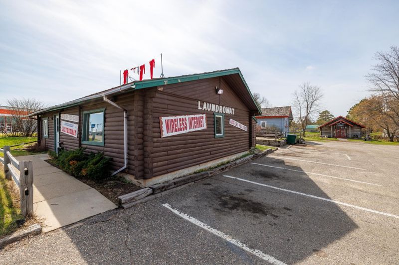 808 1st St E, Park Rapids, MN 56470