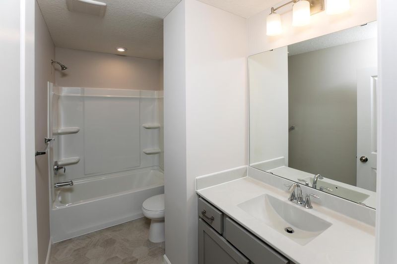 1531 100th Ave NW, Coon Rapids, MN 55433