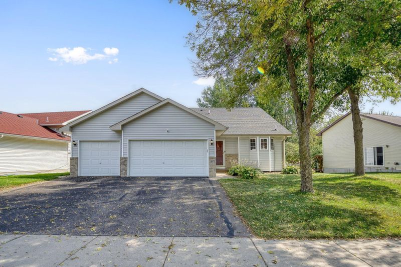 10971 Able St NE, Blaine, MN 55434