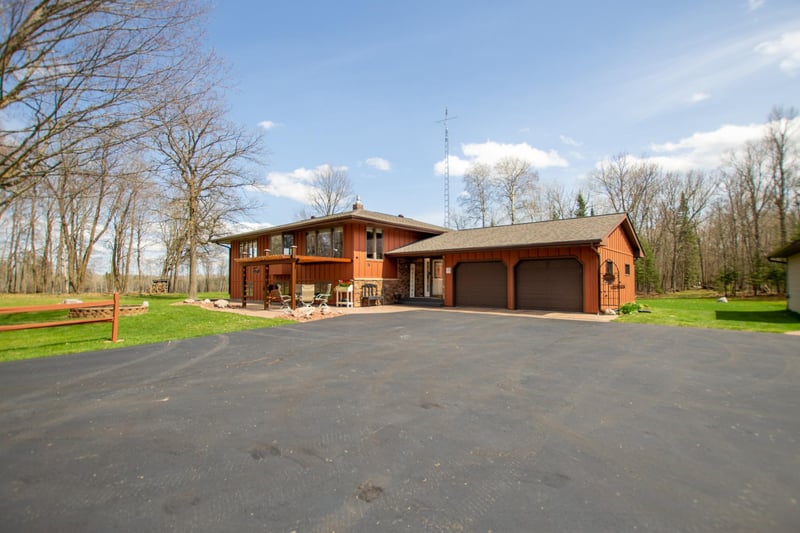22850 Hwy 71 NE, Hines, MN 56647