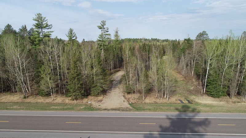 7043 Crane Lake Rd, Crane Lake, MN 55725