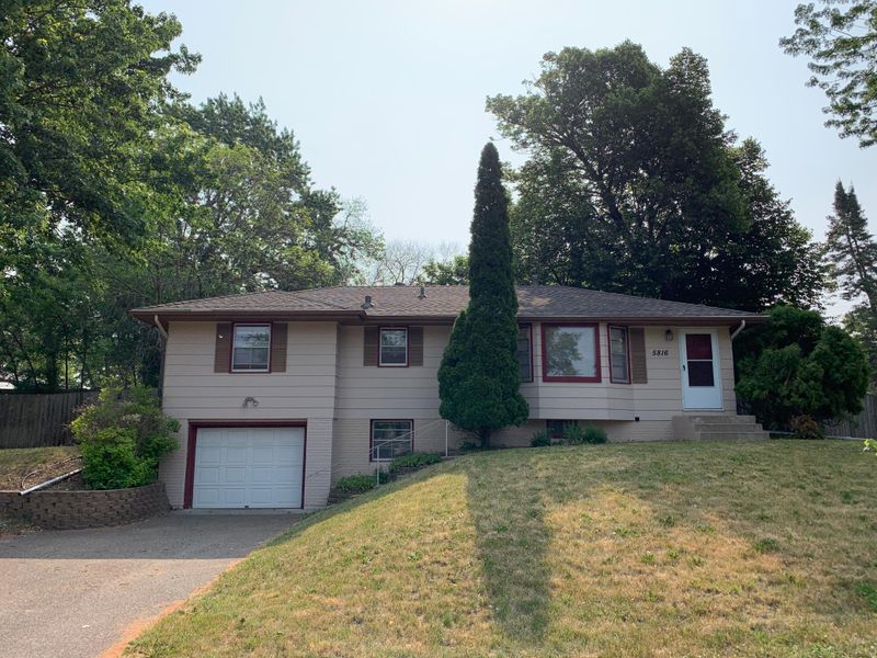 5816 Decatur Ave N, Brooklyn Park, MN 55428