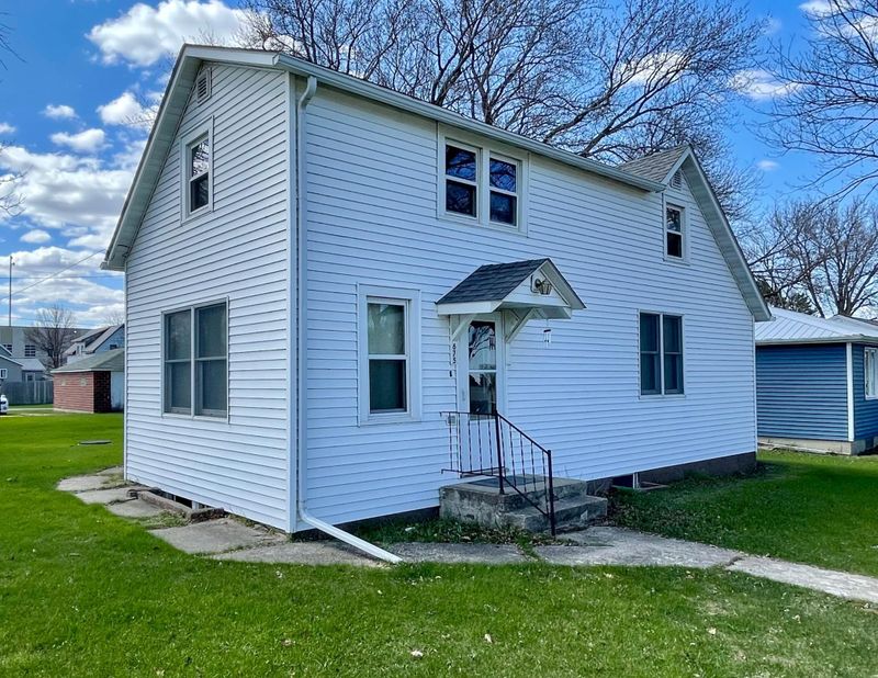 675 Maple, Wabasso, MN 56293