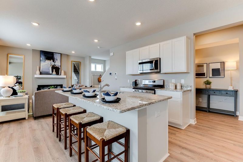 239 Snowdrop Trl, Waconia, MN 55387