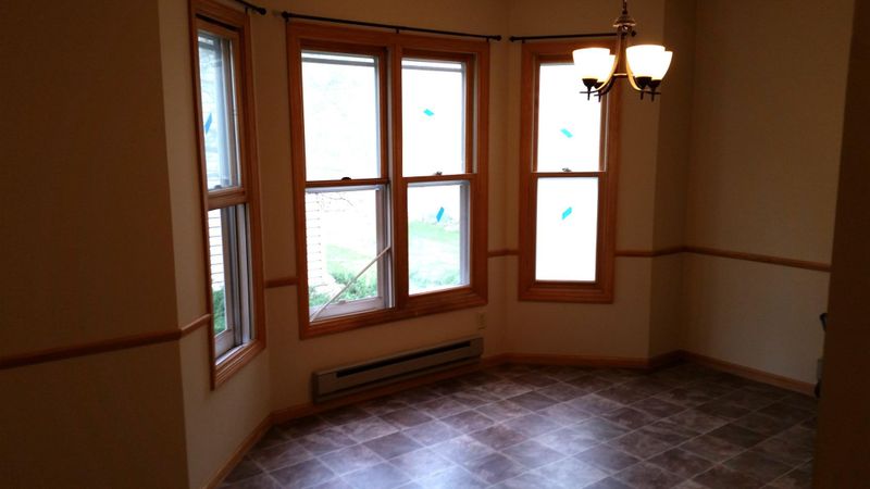 1709 Whitaker St, White Bear Lake, MN 55110