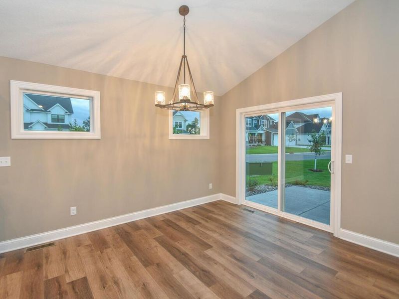 10030 177th Cir Nw, Elk River, MN 55330