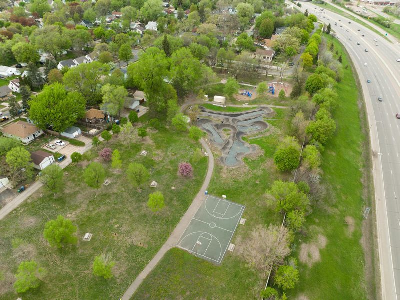 3447 N 4th St, Minneapolis, MN 55412