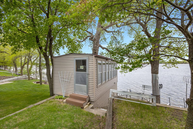 20055 624th Ave, Litchfield, MN 55355