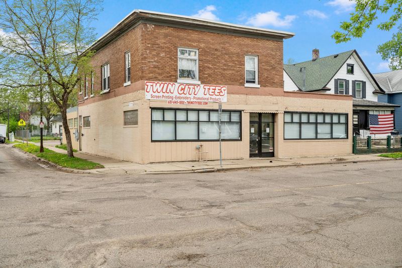 938 6th St E, Saint Paul, MN 55106