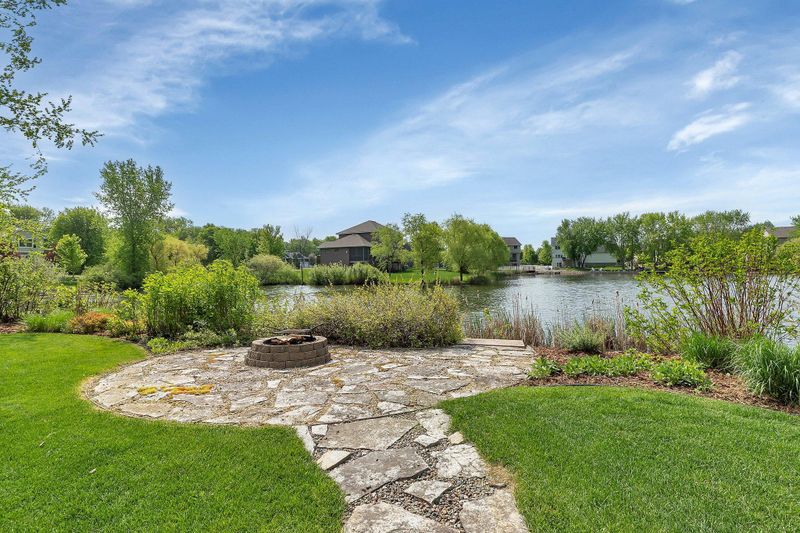 1612 Boulder Dr, Sartell, MN 56377