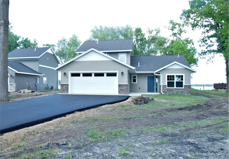 2316 47th Ave NE, Willmar, MN 56201