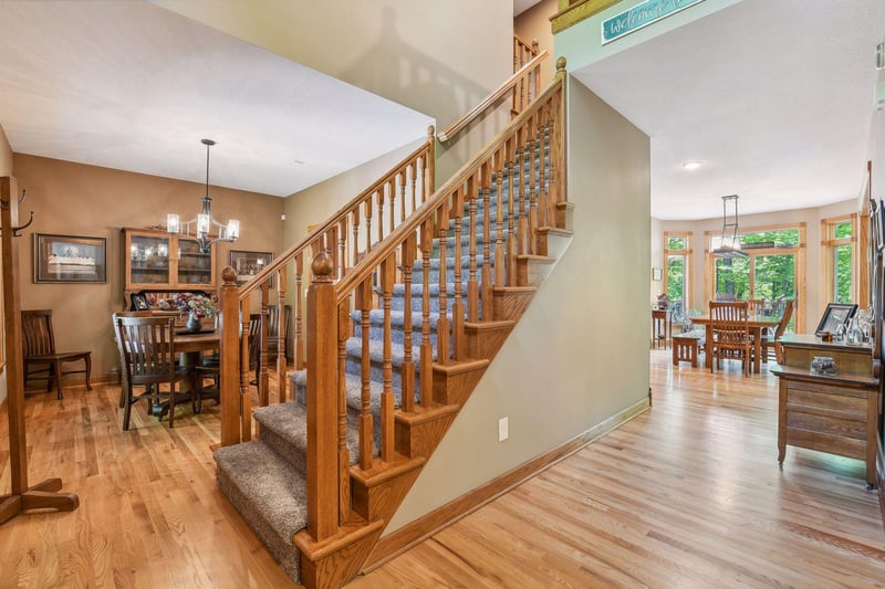 10295 3rd St NE, Hanover, MN 55341
