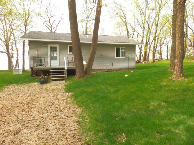 38923 Marion Ln, Richville, MN 56576