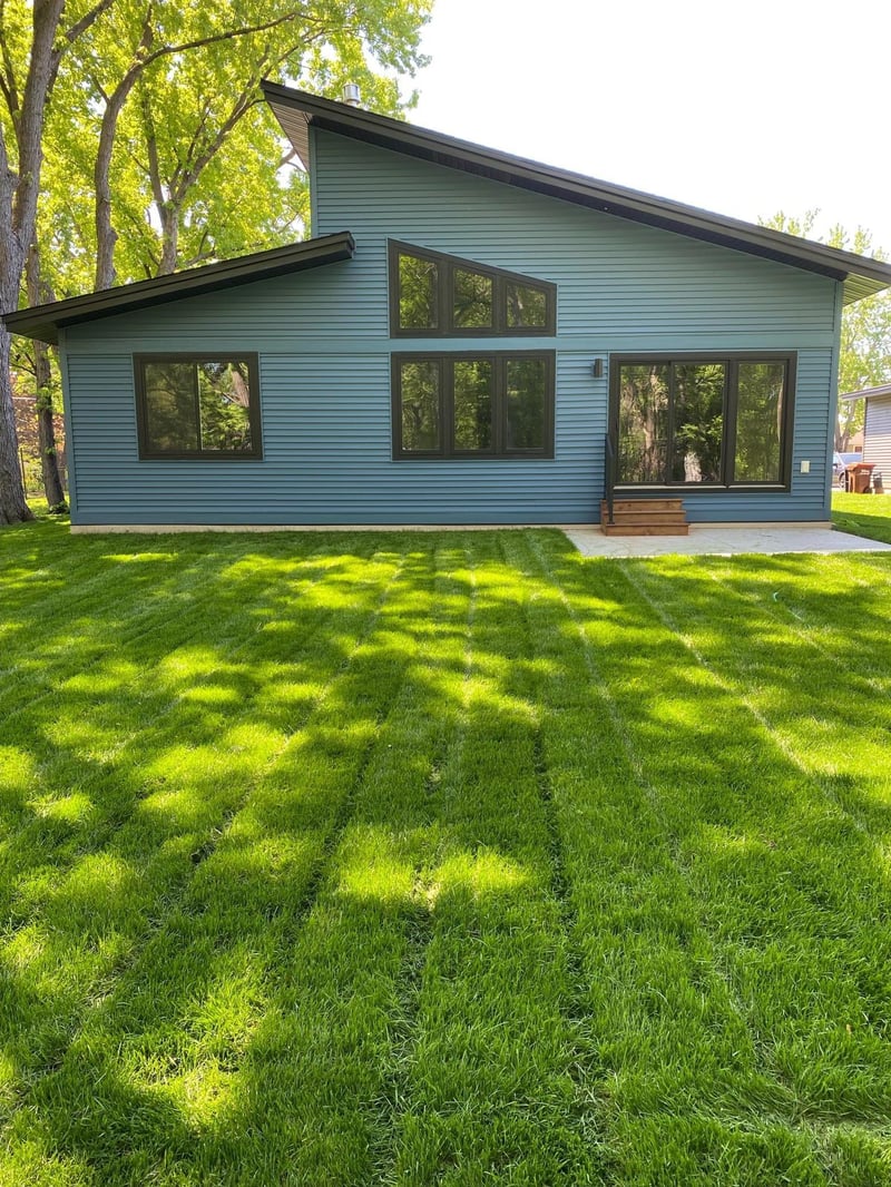 359 County Road B E, Maplewood, MN 55117