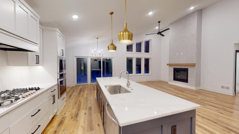 359 County Road B E, Maplewood, MN 55117