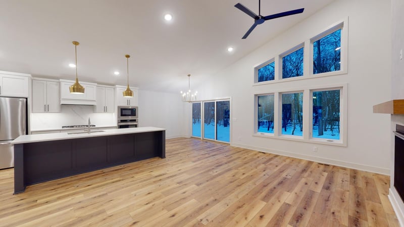 359 County Road B E, Maplewood, MN 55117