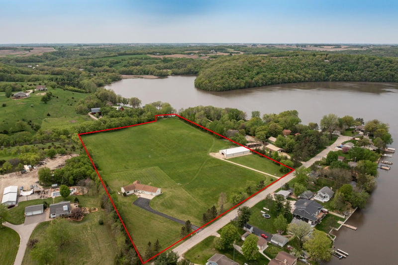 13407 Postier Dr NW, Oronoco, MN 55960