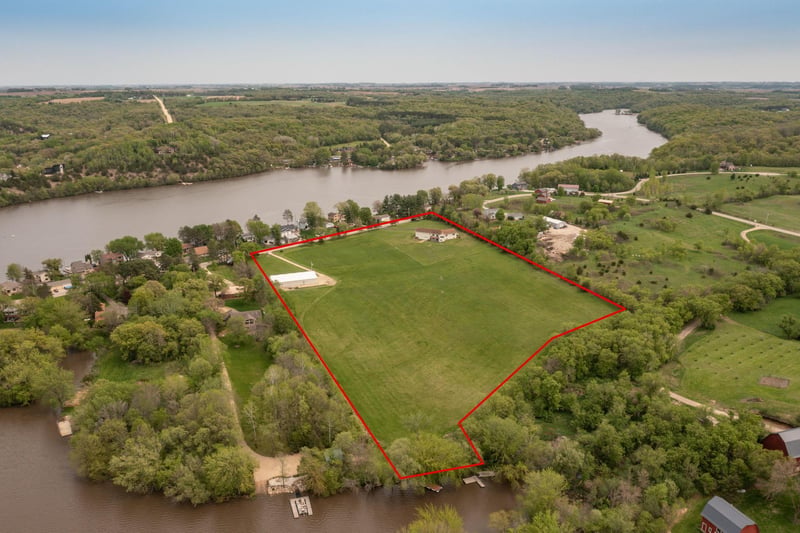 13407 Postier Dr NW, Oronoco, MN 55960