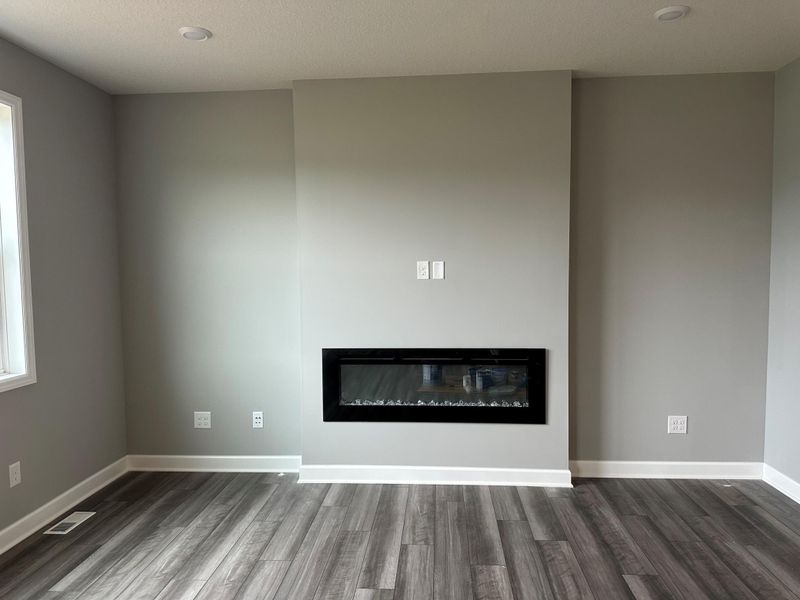 9091 Granada Ave S, Cottage Grove, MN 55016